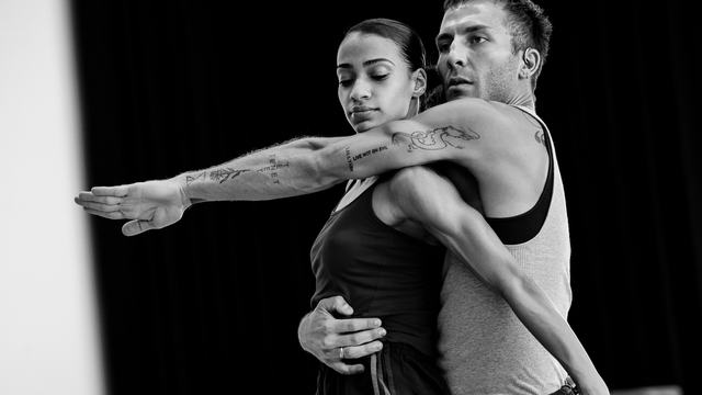 NDT1-2023-I-LOVE-YOU-GHOSTS-LOW-RES©sacha grootjans-01